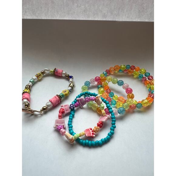 Kidcore bracelet stack with 5 pieces - Picture 3 of 4